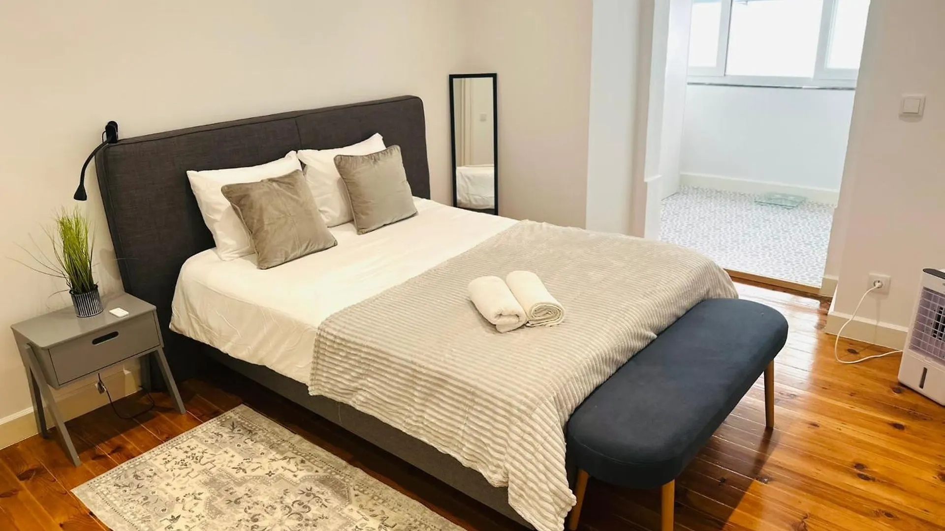 Bernardim - No 87 - 2B - The Three-Bedroom Escape Lisbon
